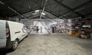 Local industriel  400 m² à vendre à Coubron (93470)
