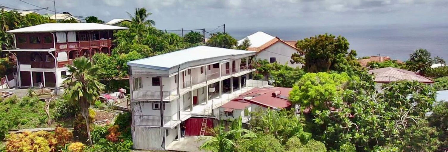 Maison 8 Pièces 200 m² à vendre à Sainte-Luce (97228)