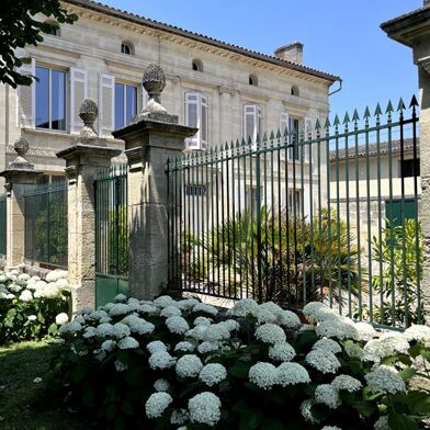 Maison 9 pièces 680000 €