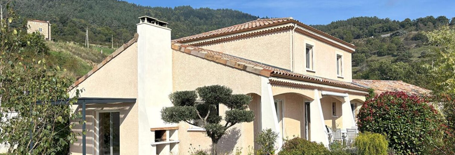 Maison 6 Pièces 150 m² à vendre à Bourg-Argental (42220)