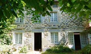 Maison 8 Pièces 220 m² à vendre à Saint-Julien-Chapteuil (43260)