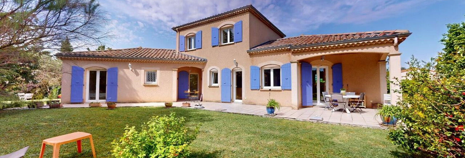 Maison 5 Pièces 161 m² à vendre à Eurre (26400)