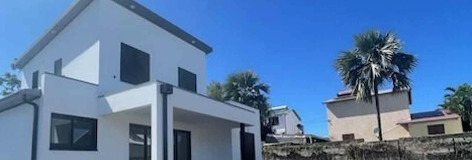 Maison 4 Pièces 110 m² à vendre à Saint-Pierre (97410)