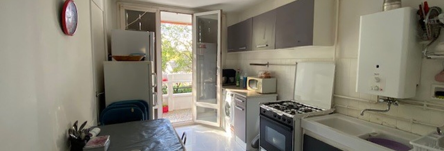 Appartement 3 Pièces 70 m² à louer à Bron (69500)