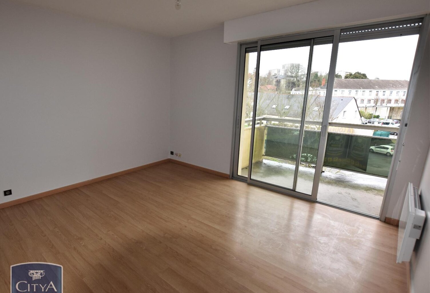 Location appartement 1 pièce 21 m² à Cholet (49300) — photo 1
