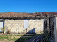 BATIMENT ANCIEN A RENOVER - BON SECTEUR — photo 2
