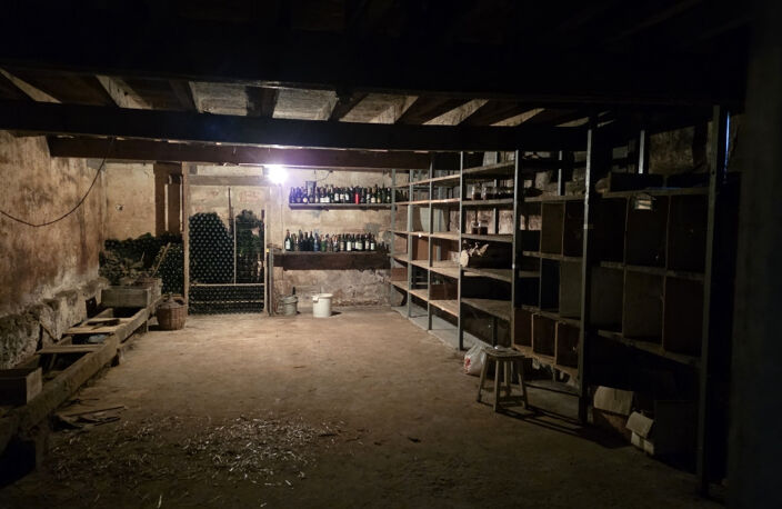 BATIMENT ANCIEN A RENOVER - BON SECTEUR — photo 3