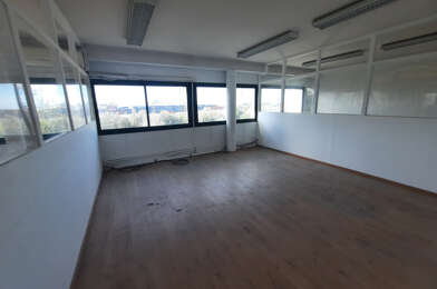 Bureau 2 pièces 1019 €