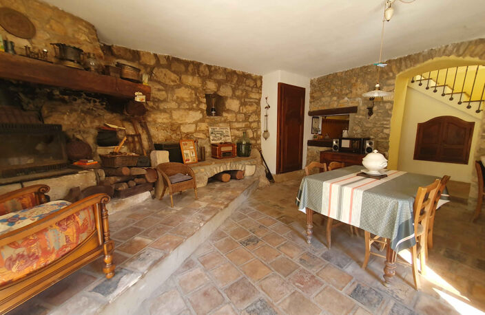Village médiéval de la Vallée de la Cèze : Jolie Maison de v — photo 3