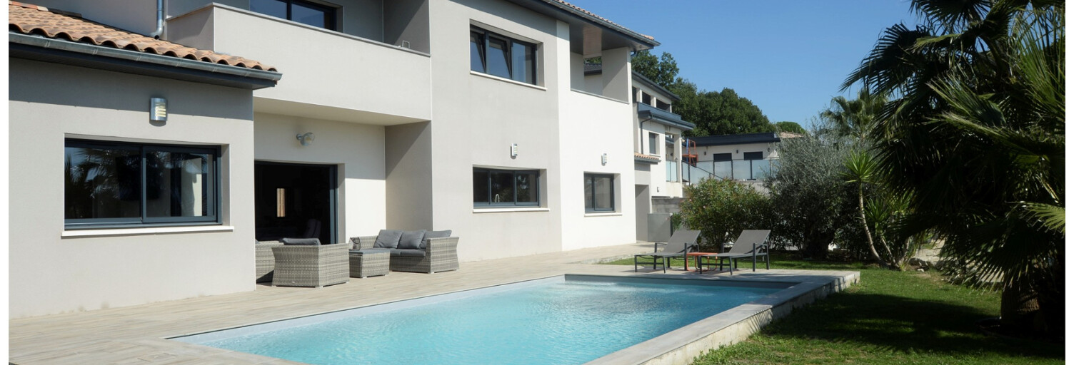 Maison 9 Pièces 225 m² à vendre à Montboucher-sur-Jabron (26740)