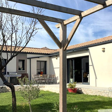 Maison 4 pièces 421900 €