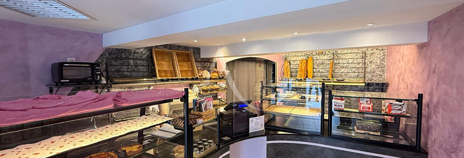 Commerce   m² à vendre à Château-Gontier-sur-Mayenne (53200)