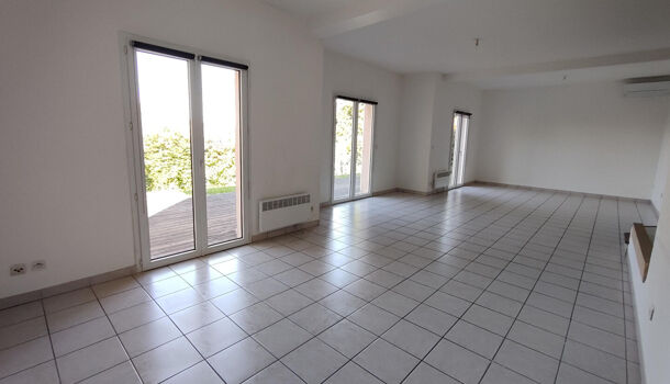 Villa / Maison 6 pièces  à louer Voiron 38500