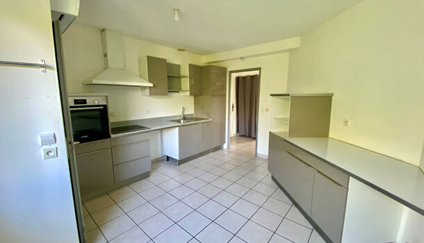 Villa / Maison 6 pièces  à louer Voiron 38500