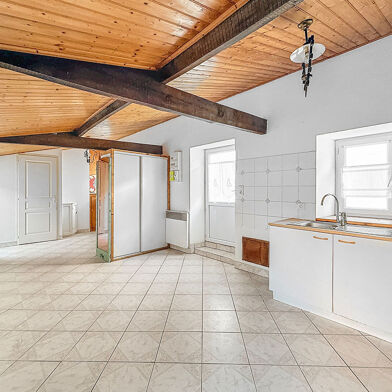 Maison 1 pièces 150000 €