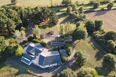 Commerce  419000 €