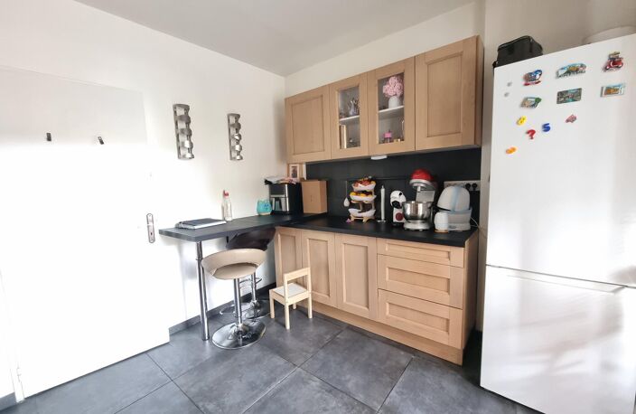 Vente appartement 3 pièces 88 m² Rive-de-Gier (42800) — photo 2