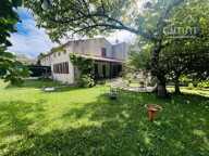 Maison de charme avec un beau jardin — photo 2