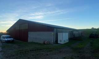 Immeuble  1500 m² à vendre à Lacapelle-Marival (46120)