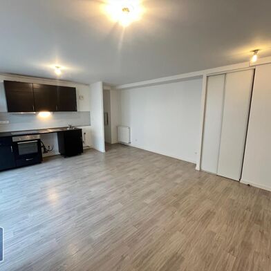 Appartement 3 pièces 800 €