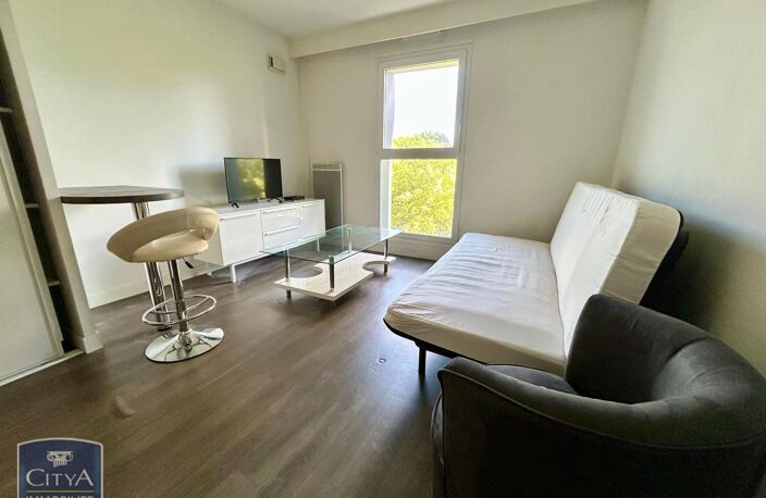 Location appartement 1 pièce 21 m² à Tours (37000) — photo 2
