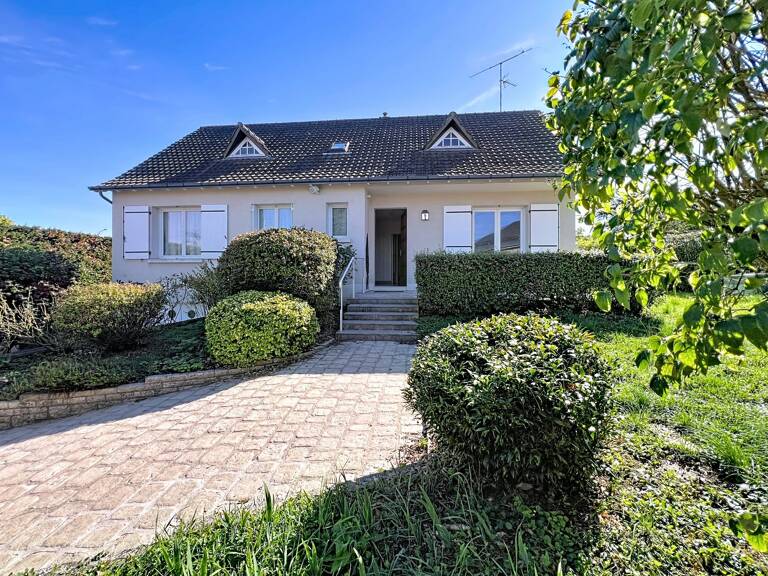 EXCLUSIVITÉ LA CHAUSSÉE SAINT VICTOR - Maison 6 Pièces 130 m? — photo 1