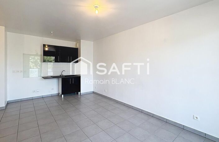 T3 lumineux de 58,46 m²  Vénissieux secteur Pressensé — photo 2