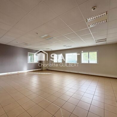 Bureau 1 pièces 1046 €