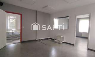 Bureau 9 Pièces 525 m² à louer à Linas (91310)