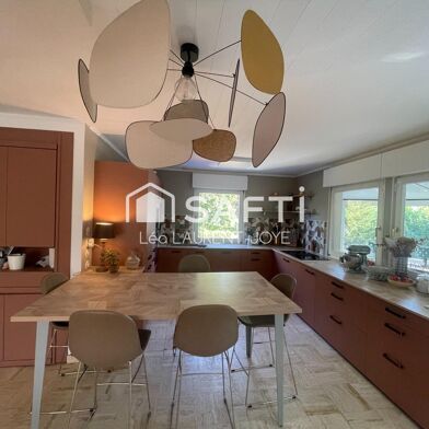 Maison 9 pièces 480000 €