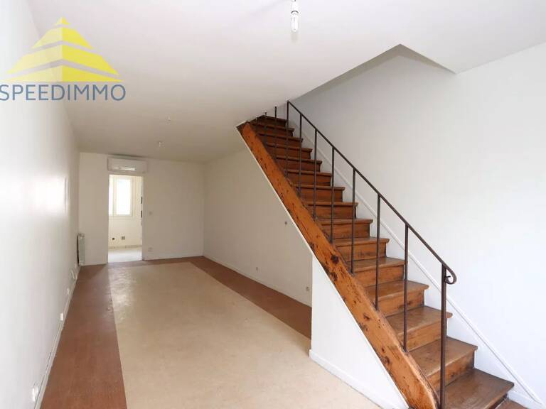 Appartement à louer à Mandres-les-Roses, 60m², 2 chambres — photo 1