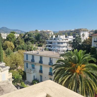 Appartement 3 pièces 3000 €