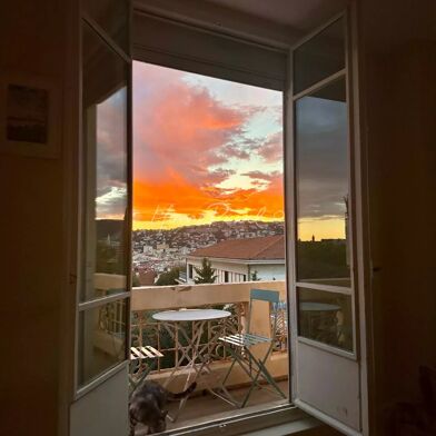 Appartement 3 pièces 3000 €