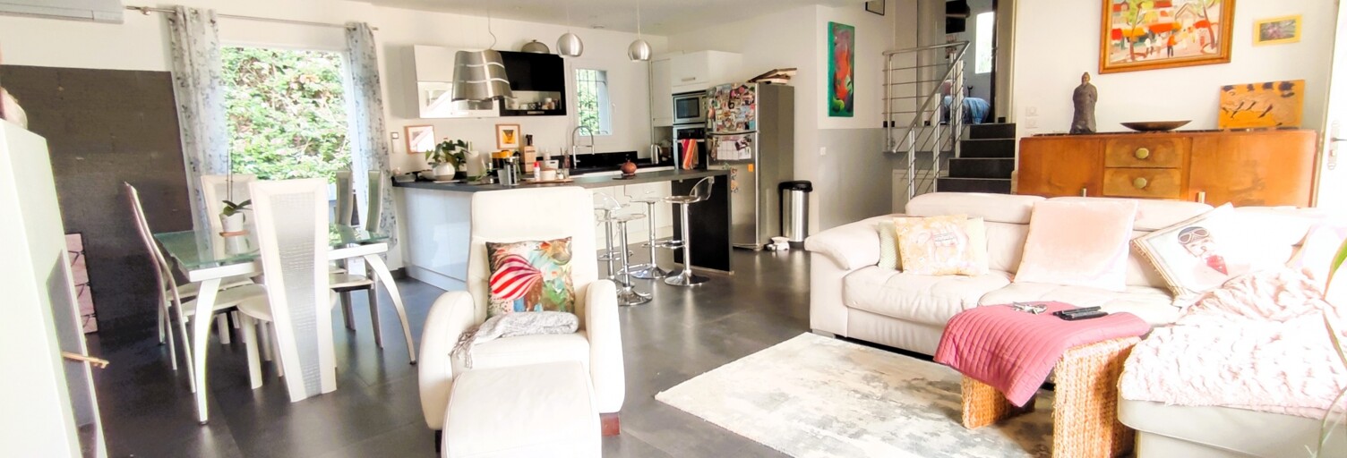 Maison 7 Pièces 124 m² à vendre à Le Revest-les-Eaux (83200)