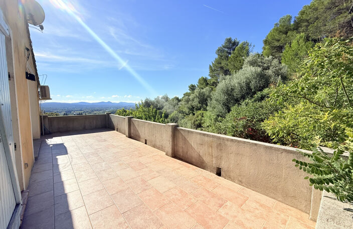 Haut de villa sur les hauteurs de Sollies — photo 3