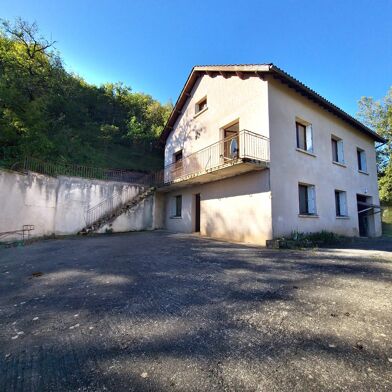 Maison 10 pièces 196000 €