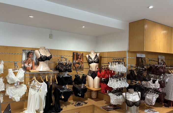 Lingerie — photo 2
