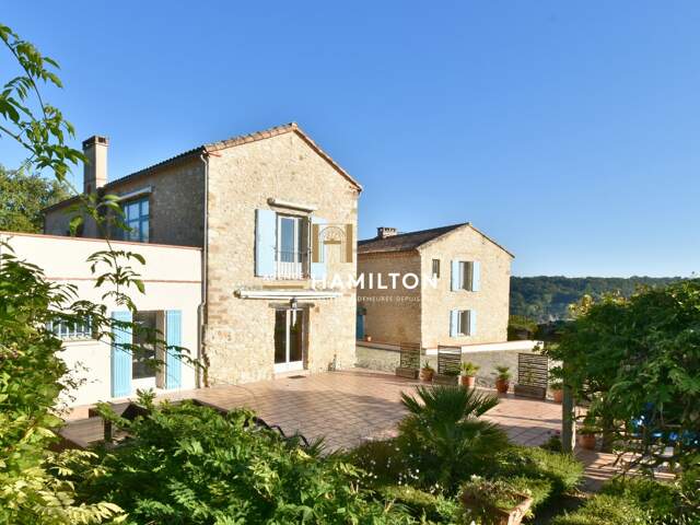 Maison de campagne — photo du bien