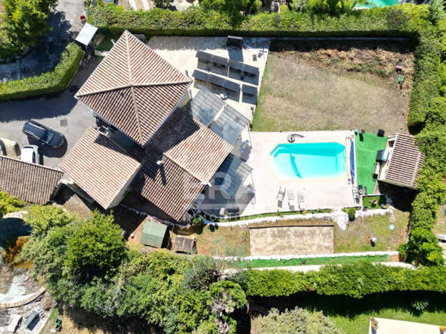 Maison Saint Jeannet 5 pièce(s) 120 m² — photo du bien