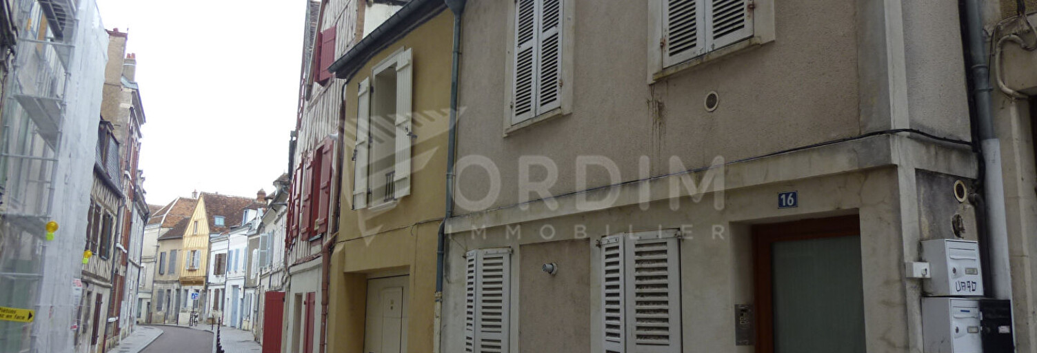 Immeuble  156 m² à vendre à Auxerre (89000)