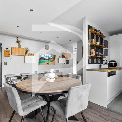 Appartement 4 pièces 445000 €