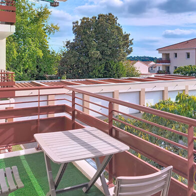 Appartement 3 pièces 242650 €