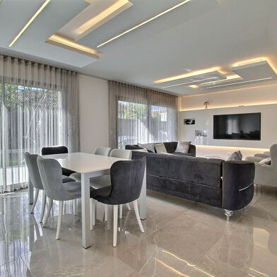 Maison 6 pièces 714000 €