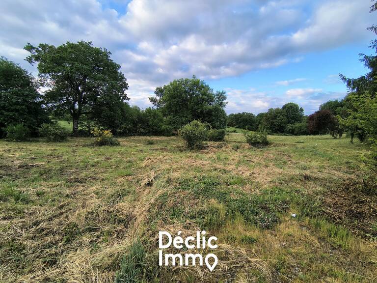 Délicieux bout de terre dans un leu dit charmant et calme — photo 1
