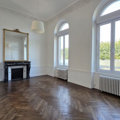 Maison 8 pièces 430000 €