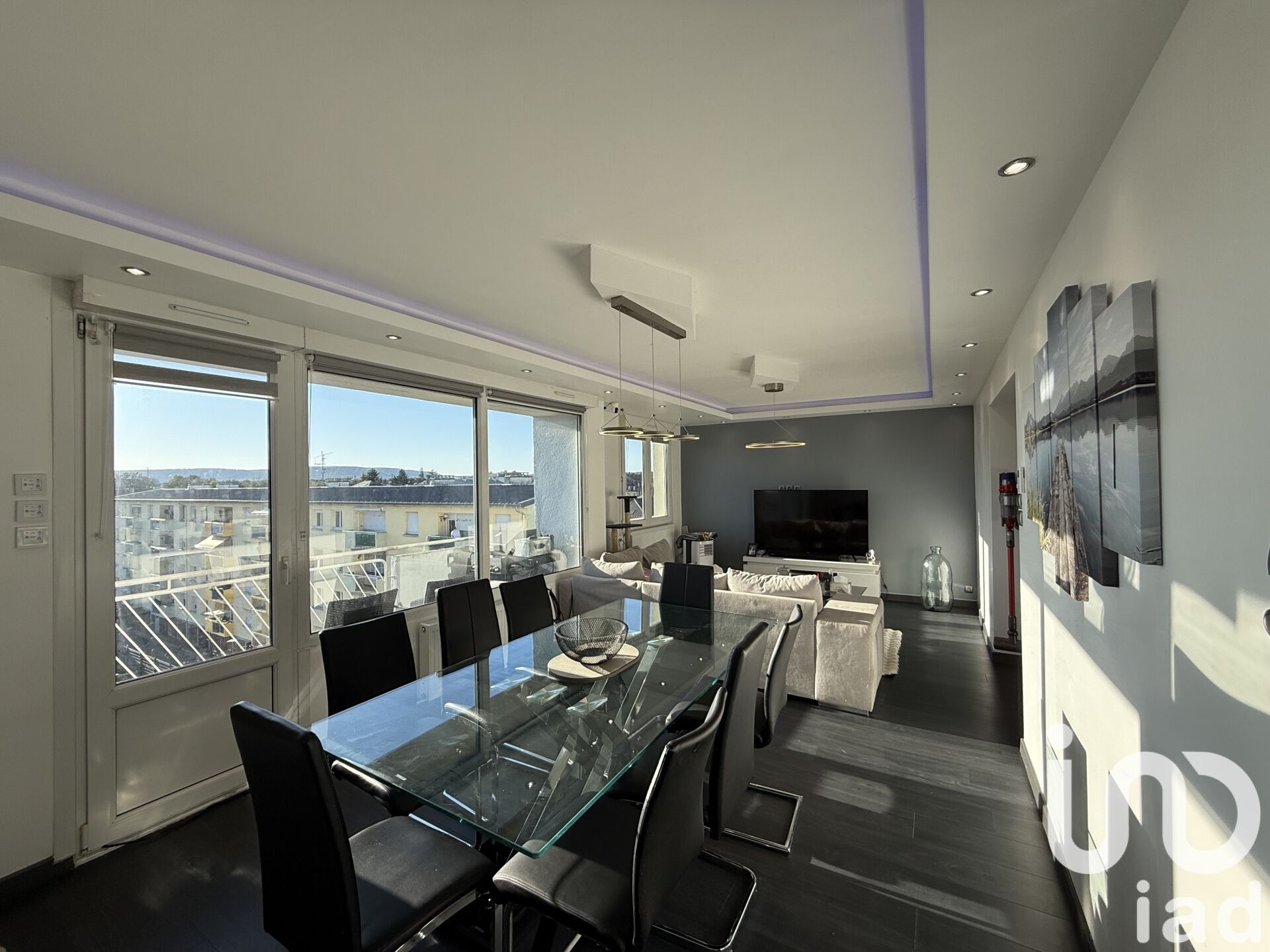Vente Appartement 4 pièces - Photo 2