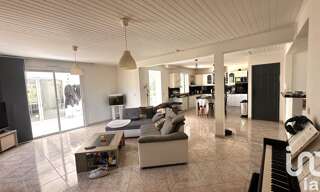 Maison 8 Pièces 239 m² à vendre à Sainte-Colombe (17210)