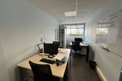 Bureau  2700000 €