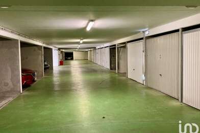 Garage  90280 €