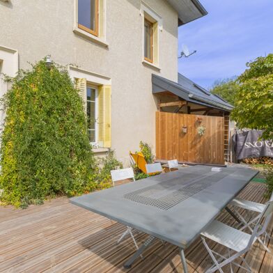 Maison 8 pièces 595000 €